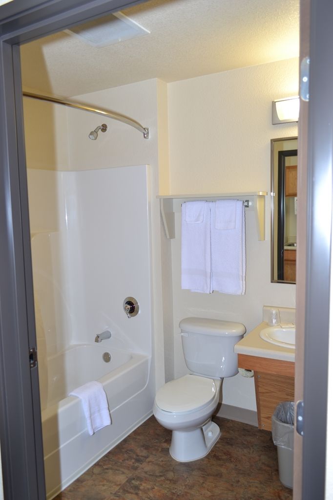 Woodspring Lebanon 2*